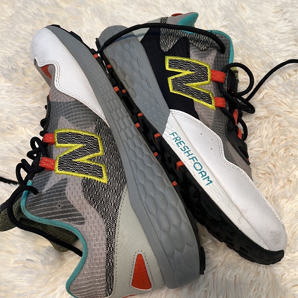 New Balance - Picture 8 of 9